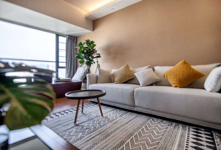 【50平方/灵感公寓】【楼下双地铁】【福田中心区】【CBD高层阳光公寓】购物公园/会展中心/潮人首选