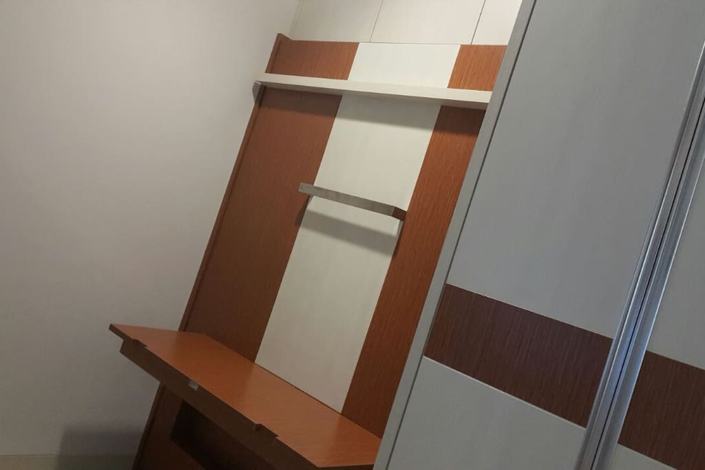 Bedroom - bed fold up