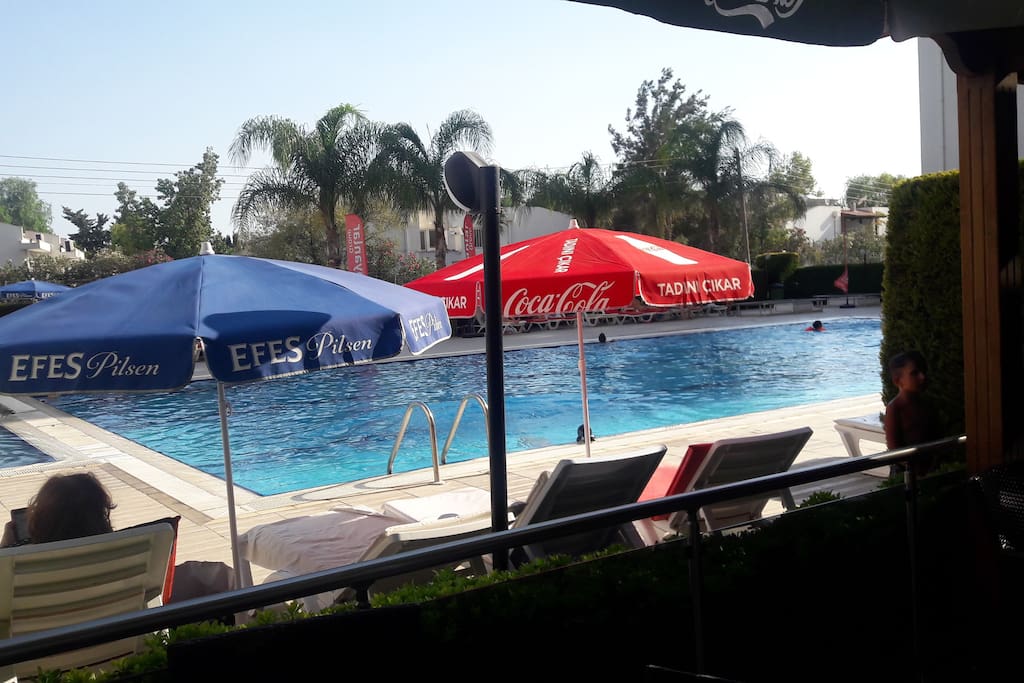 swimming pool, 30m distance from building