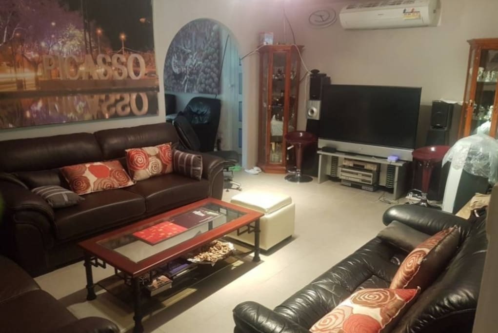 Lounge room