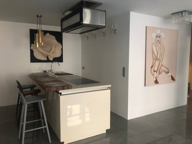 Luxury 85 m2 Residence Marienplatz gallery image 4