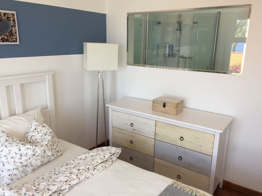 Schlafzimmer/Bad