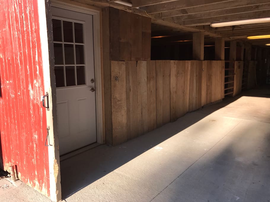 Surrounded by Salamonie State Park & Reservoir! Barns for Rent in