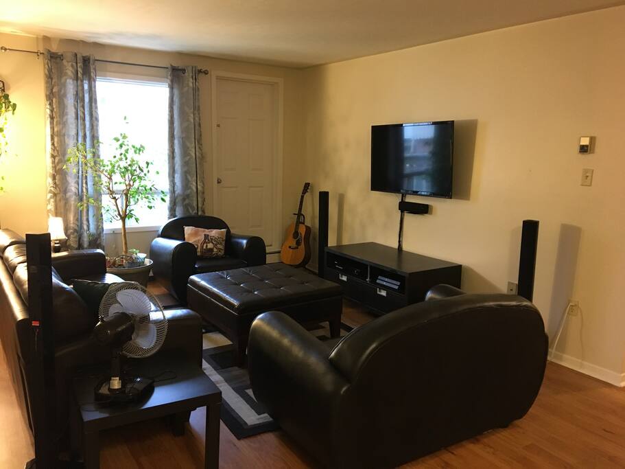 Fully equipped with internet and Netflix, and a 7.1 Surround home theater for your entertainment