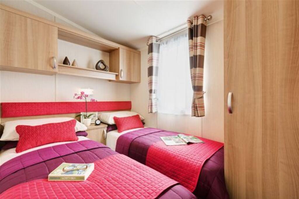 Twin Bedroom
