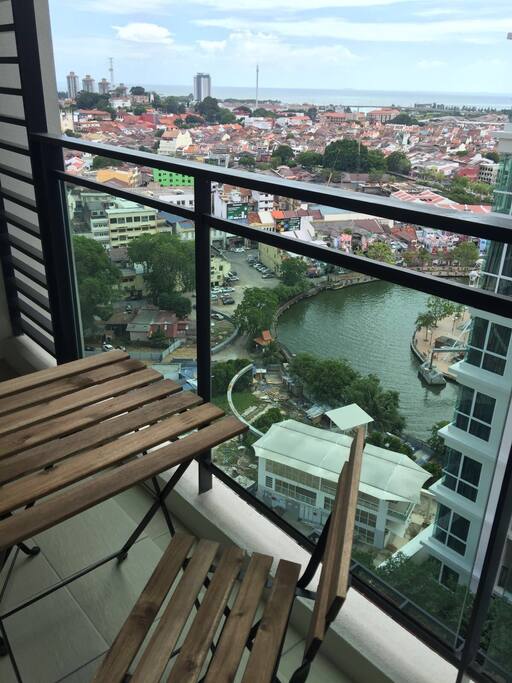 J Lodge The Shore @ Malacca River. View from balcony