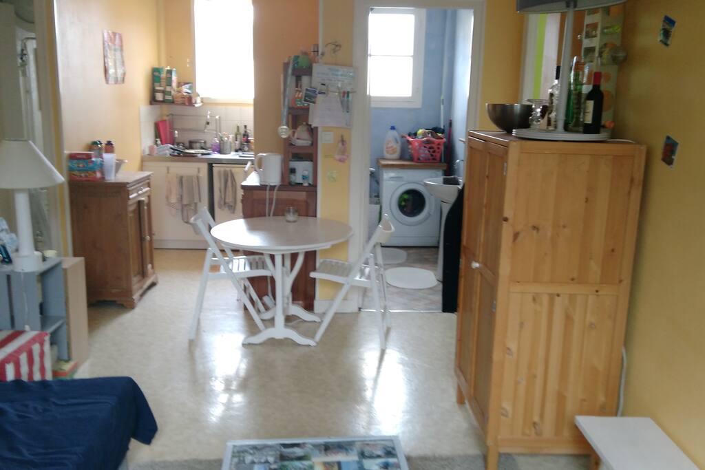 Séjour + cuisine