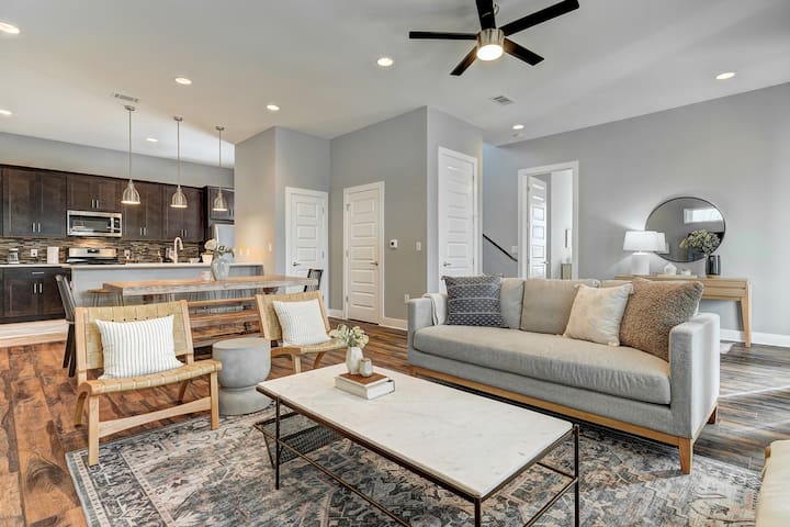 Modern & Cozy Home East Austin Rainey St 6th Lake