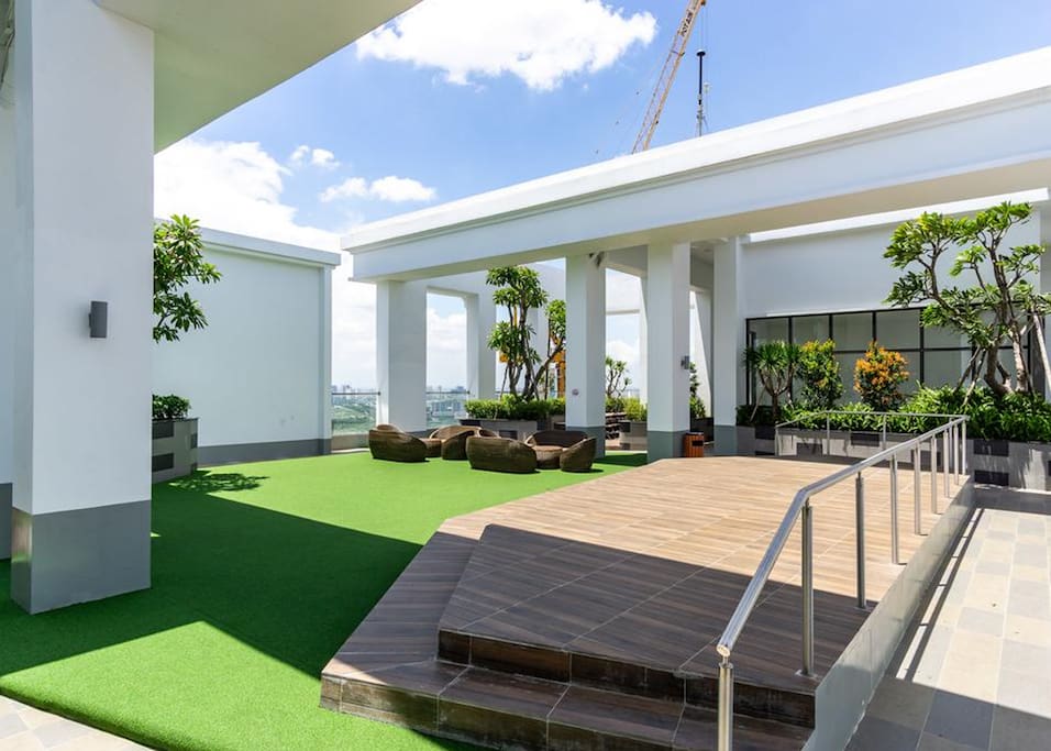 Community space on the rooftop