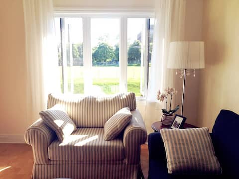Successful Airbnb property: Chez Ping / A sunny and comfortable place to stay! in Mercier–Hochelaga Maisonneuve