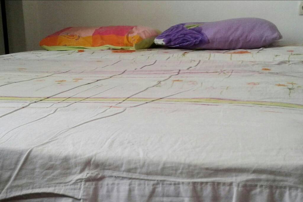 1 Double-size bed