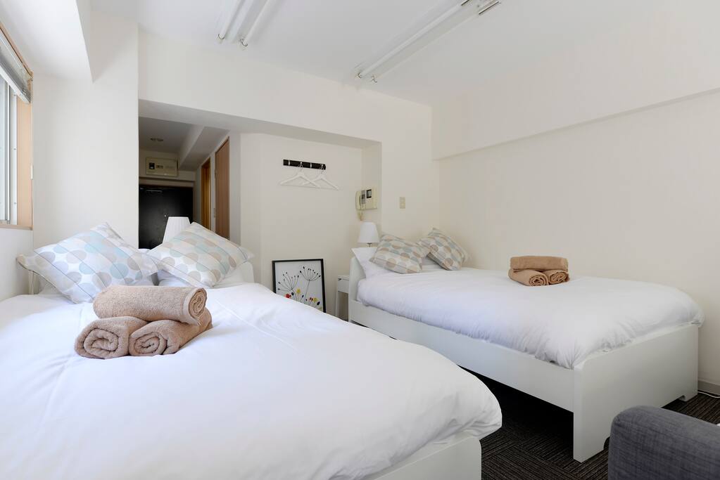 Fresh linens and comfy mattress!