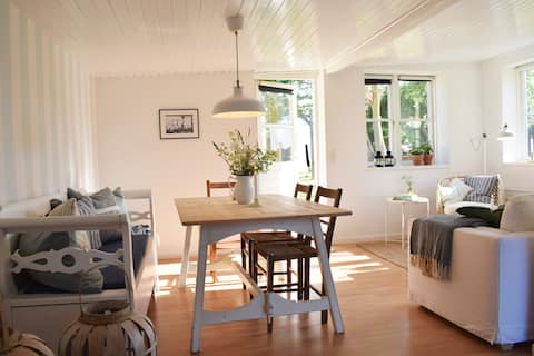Downtown Seaside style apartment