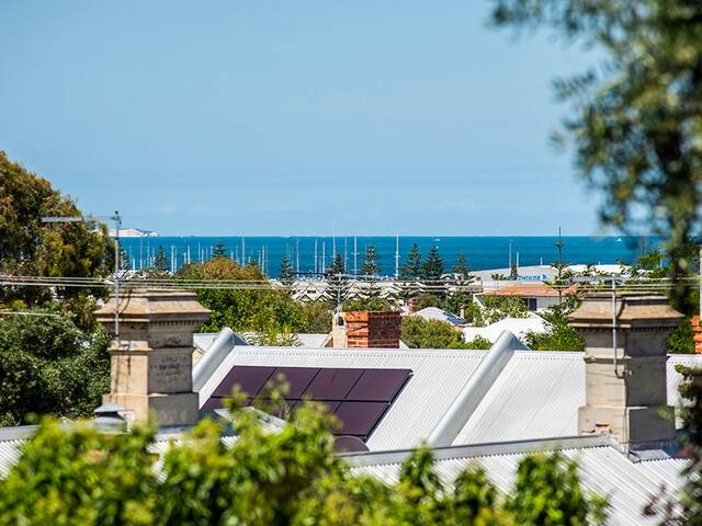 Fremantle Sanctuary Garden gallery image 2