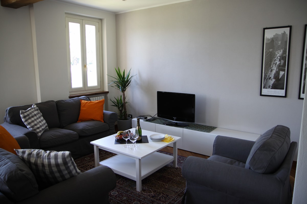 Popular Airbnb listing: Holiday House Viola in Lierna