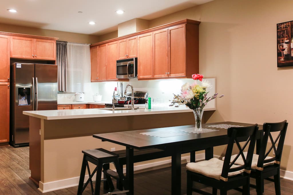 Kitchen and Dinning Area