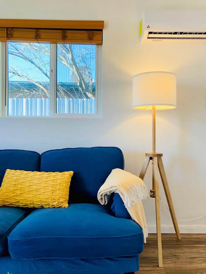 Cozy Bungalow In The Heart Of Tucson 2 Bed 1 Bath - Tucson, AZ