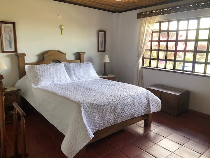 غرفة النوم 1