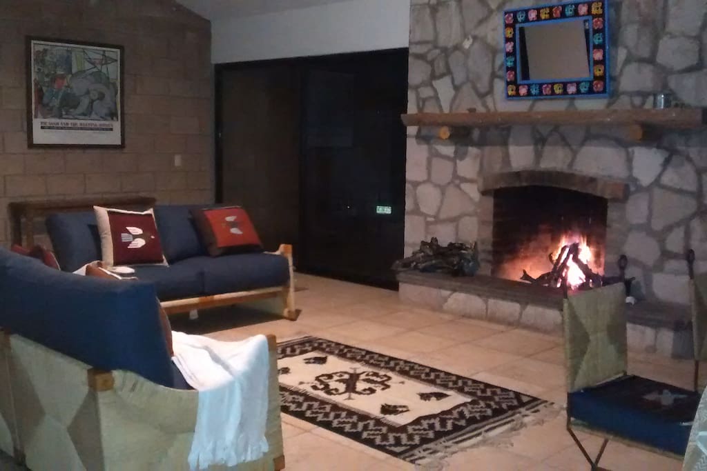 Sala con chimenea