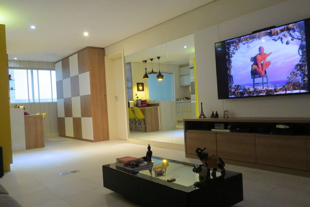 Sala com 2 ambientes e home office