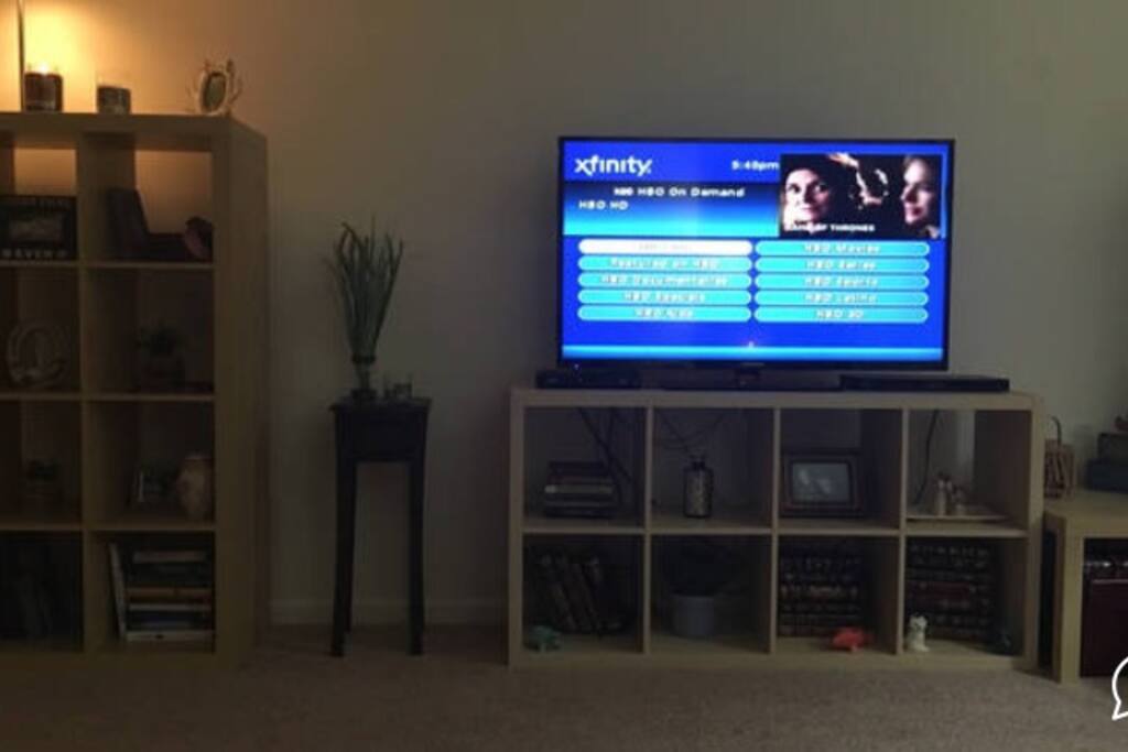50" w/Xfinity Cable, Roku, Blu-Ray, Wi-Fi & HBO