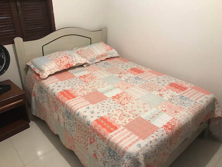 غرفة النوم 1