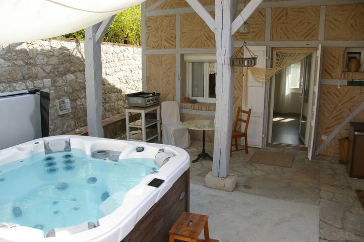 Occitane Room