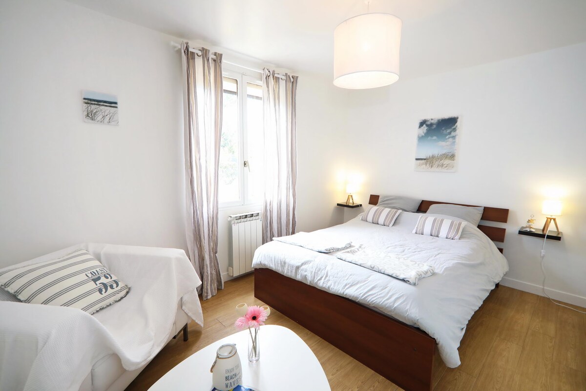 Chumba cha kulala cha 1 - Kitanda cha mara mbili 140