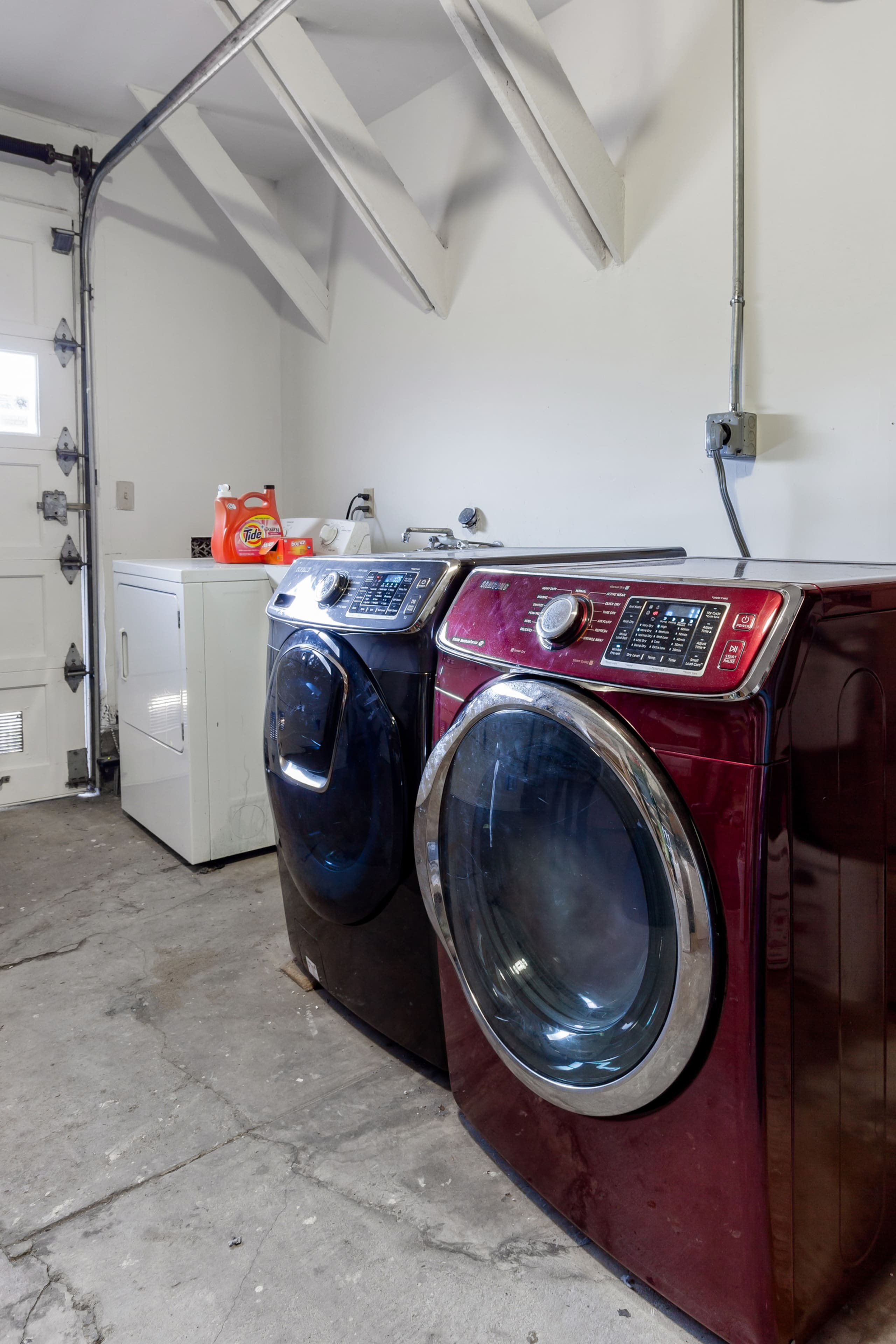 Home in San Francisco · ★4.84 · 3 bedrooms · 4 beds · 2.5 baths - Image 36