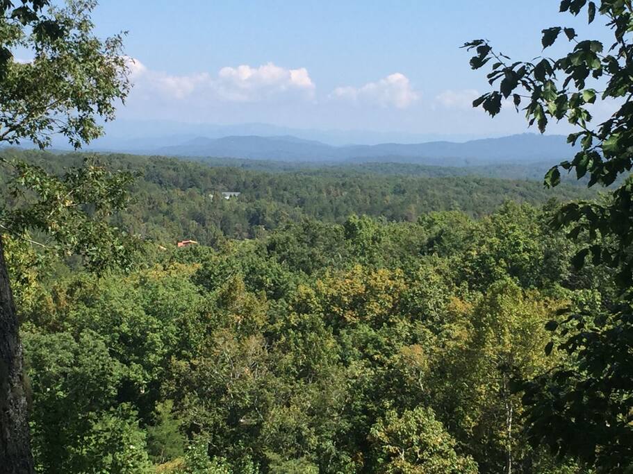 Journey`s End- Blairsville cabin rental- Great view