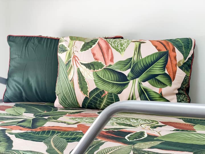 საძინებელი 1