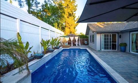 Laguna vacationhome with pool sauna jacuzzi