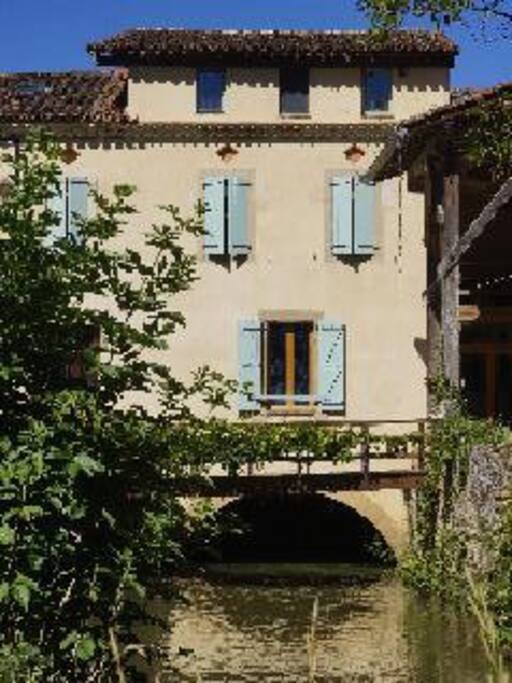 Le Moulin dining room immediately over the mill stream