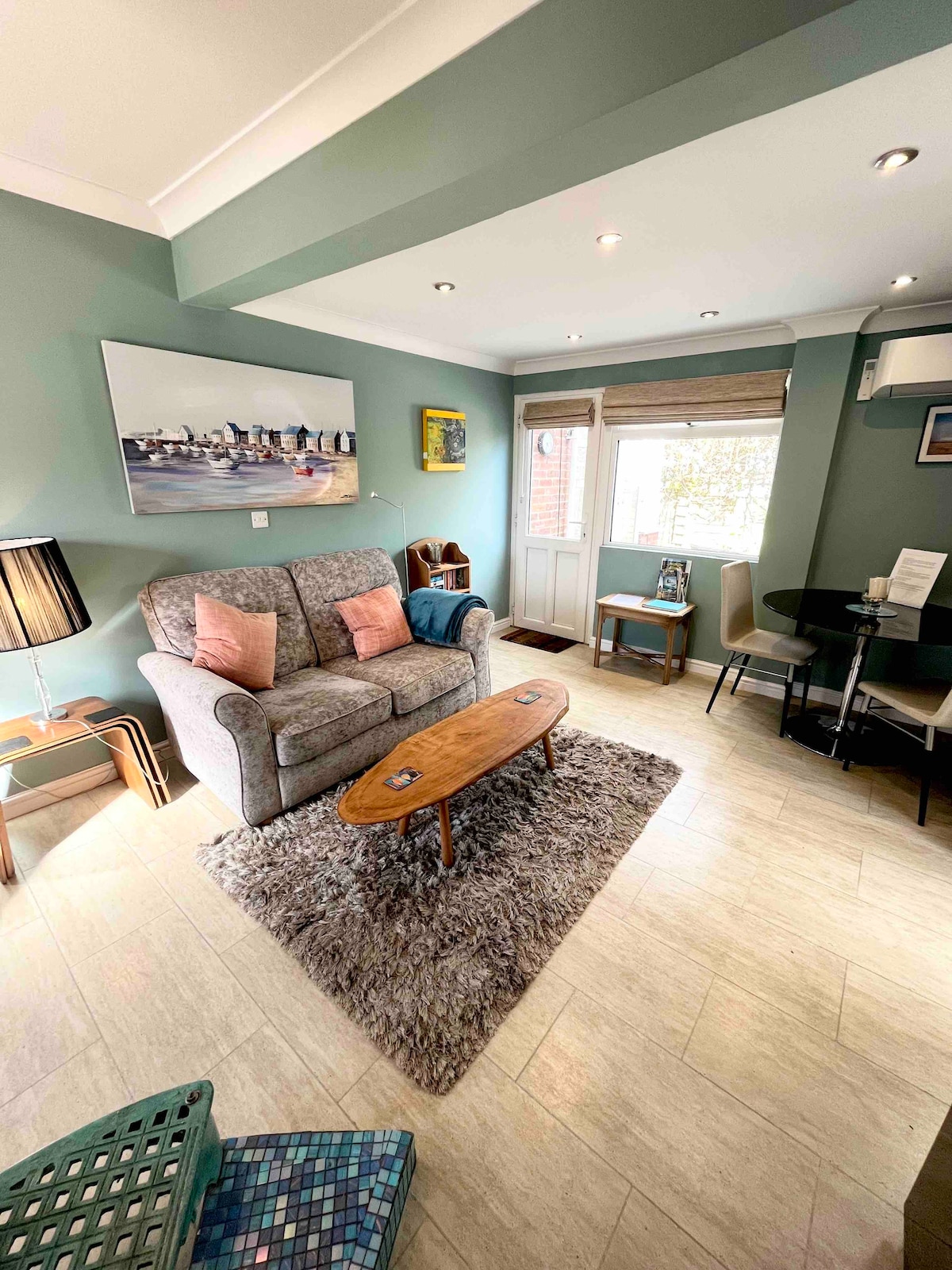 Anuncio de Airbnb popular: Nutkins en Hurn