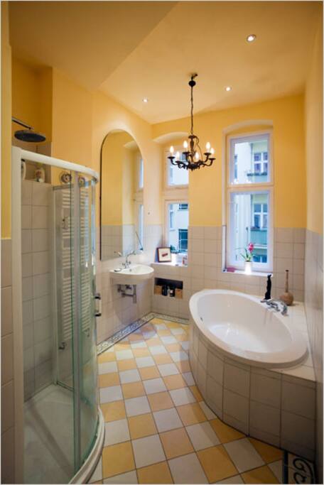 Bathroom (additional guest bathroom also available)