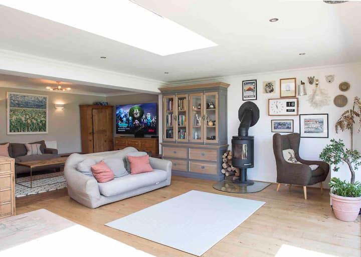 Spacious Family Home 6bed 4bath-50m To Beach - East Wittering