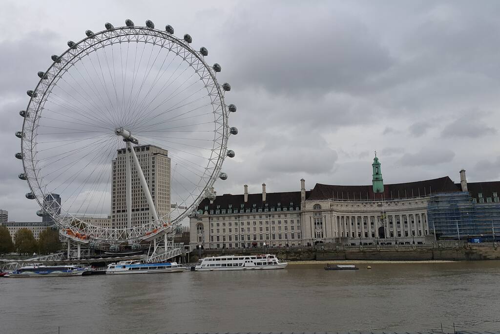 London eye!