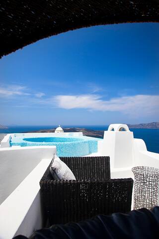 Blue Angel Villa gallery image 3