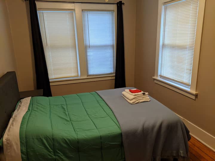 Comfy room B by Toledo hospital long term only. Houses for Rent in