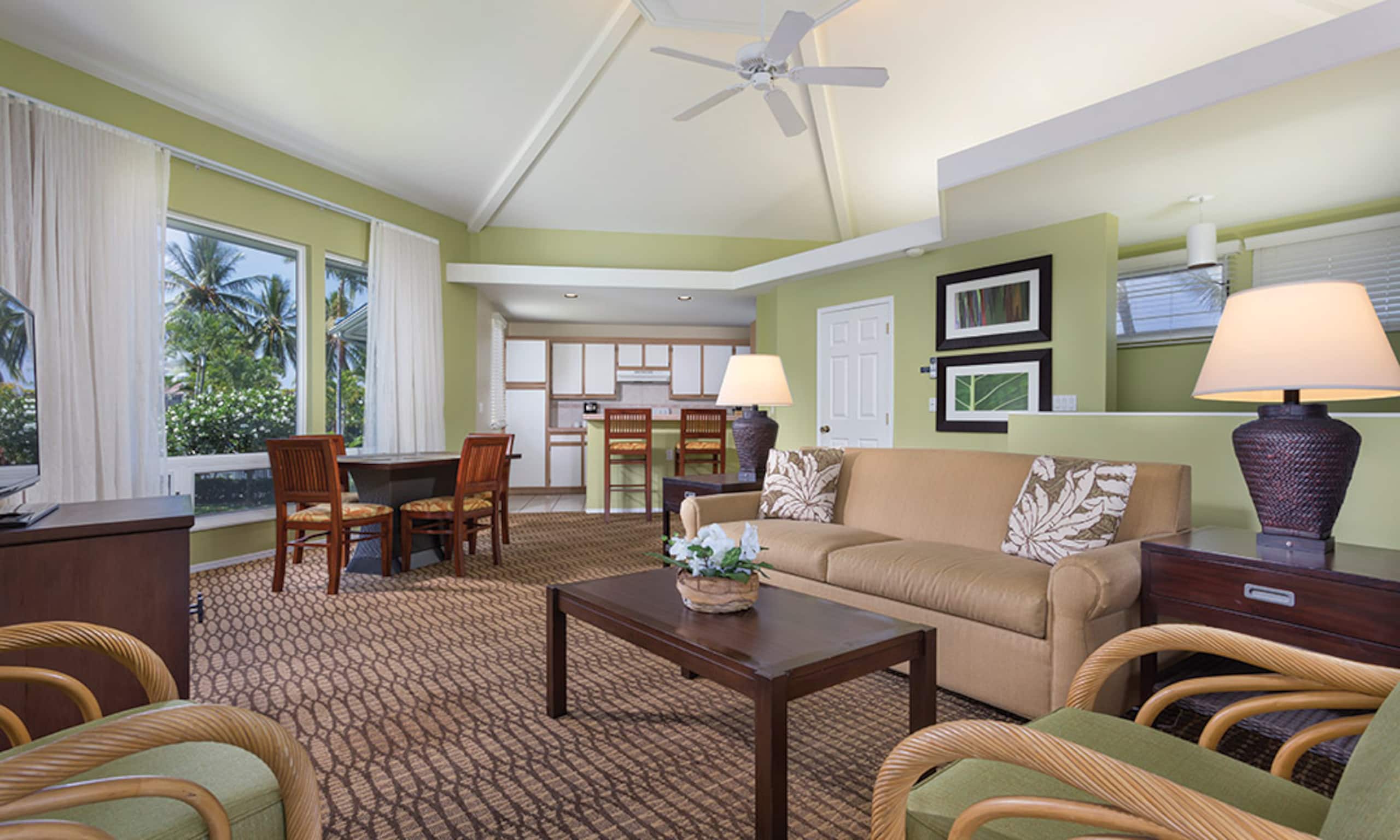 Condo in Kailua-Kona · ★5.0 · 1 bedroom · 2 beds · 1 shared bath - Image 3