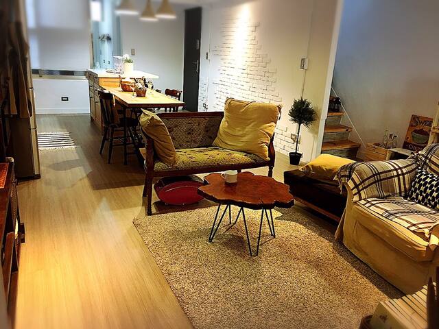 「輕移居」，歡迎長租者35晚以上詢問。兩個月以上另有不同優惠 gallery image 2