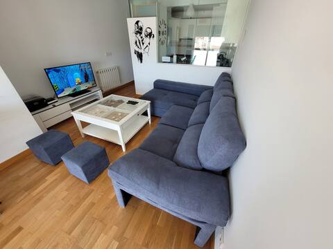 Apartment next to the historic center, garage included