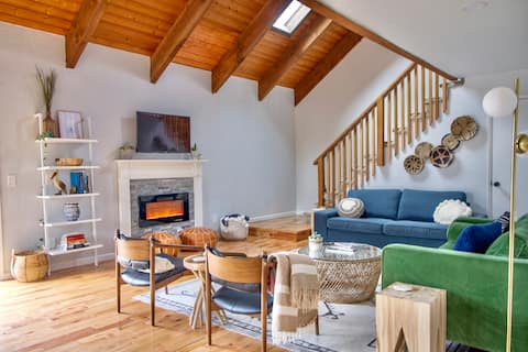 Harris Beach Bungalow, Ultimate Coastal Getaway