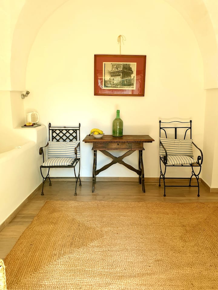 Casina Misa, The Guesthouse With Pool, Puglia - Francavilla Fontana