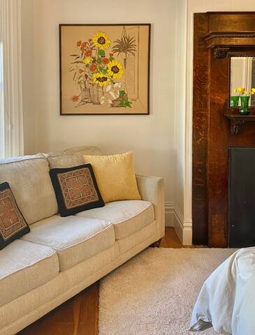 Sunny, Spacious 3 Bedroom Edwardian in the Mission gallery image 3