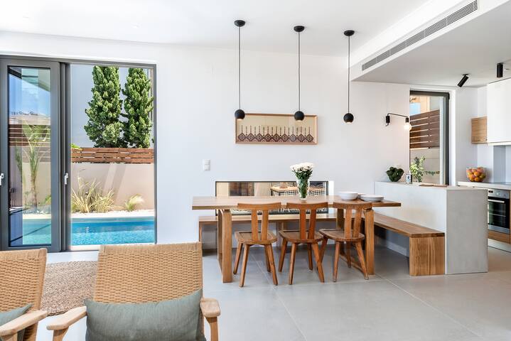 Fos Villa, a Luxe House with Private Heated Pool gallery image 2