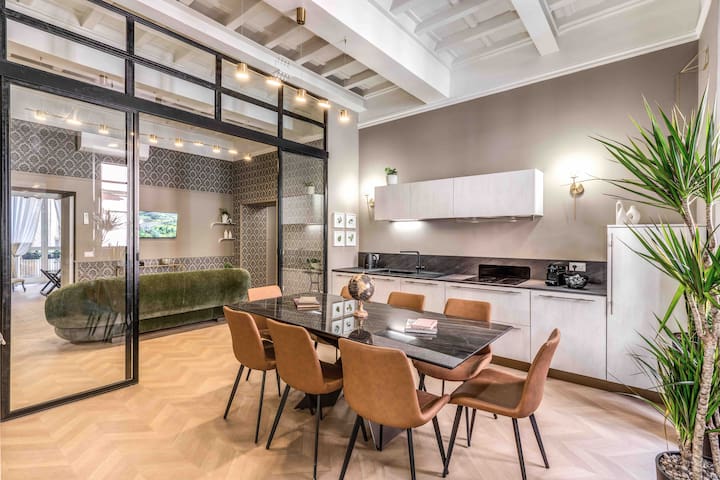 White Miracle Suite gallery image 5