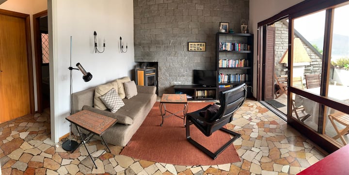 Sensational Lake View - Orino