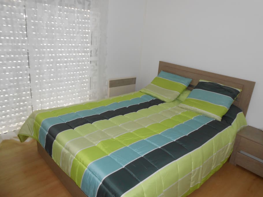 chambre lit de 140