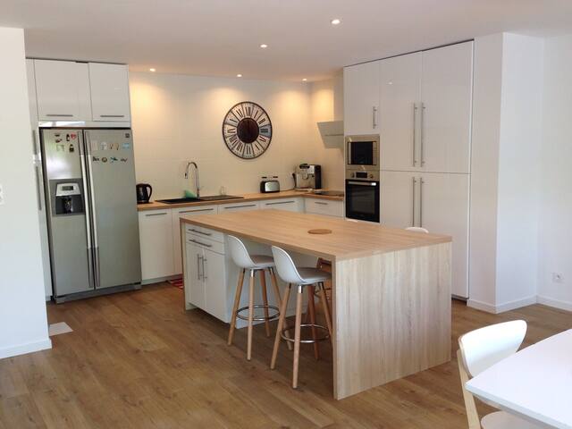 Havre de paix: Piscine & Jardin clos gallery image 5